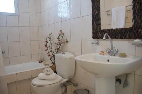 Karthea Hotel 2*