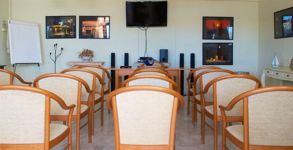 Karthea Hotel 2*